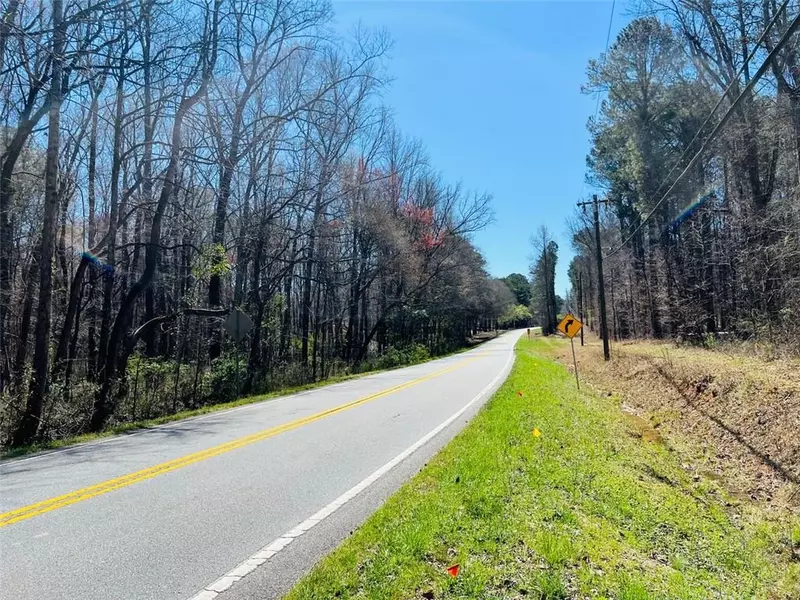 10 Baker RD, Newnan, GA 30265