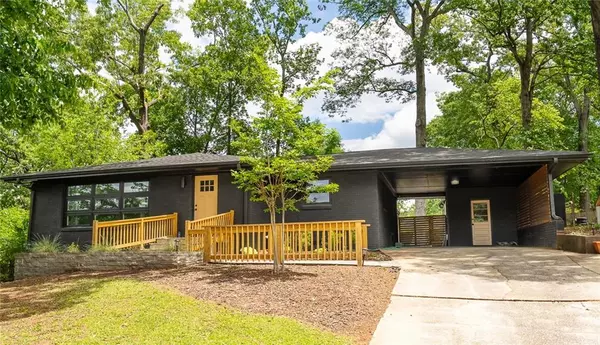 Decatur, GA 30032,2382 Whites Mill LN