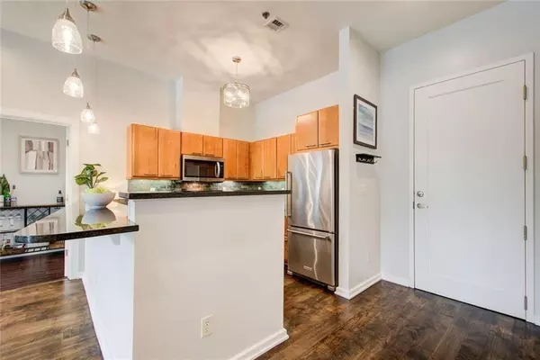 Brookhaven, GA 30319,1418 Dresden DR NE #385
