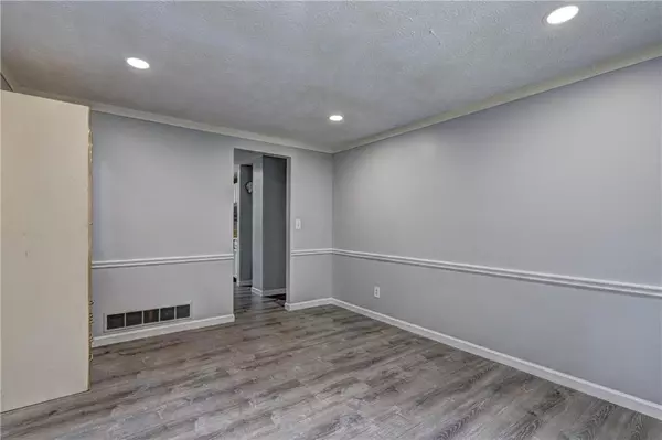 Norcross, GA 30093,1492 Harbins RD