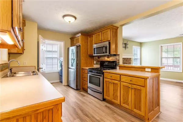 Ellijay, GA 30540,421 Burgess RD
