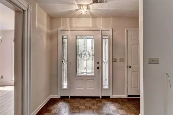 Lawrenceville, GA 30043,1464 Yorktown DR NW