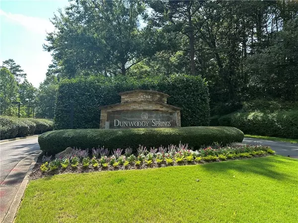 Sandy Springs, GA 30328,41 Basswood CIR