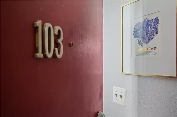 Atlanta, GA 30305,395 PHARR RD NE #103