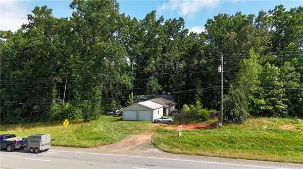 Canton, GA 30115,5895 Cumming HWY