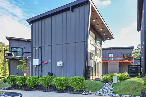 Atlanta, GA 30349,3120 Godby RD