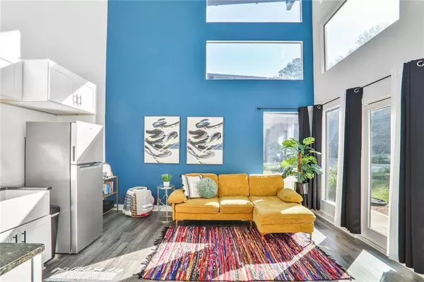 Atlanta, GA 30349,3120 Godby RD