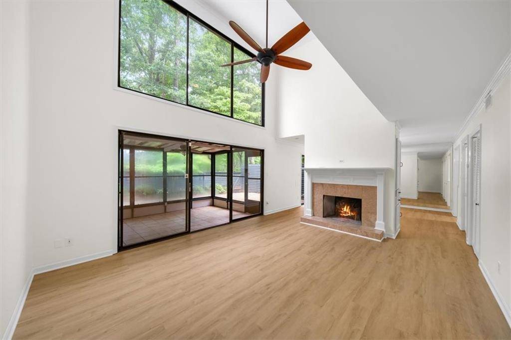 Atlanta, GA 30328,76 Forrest PL