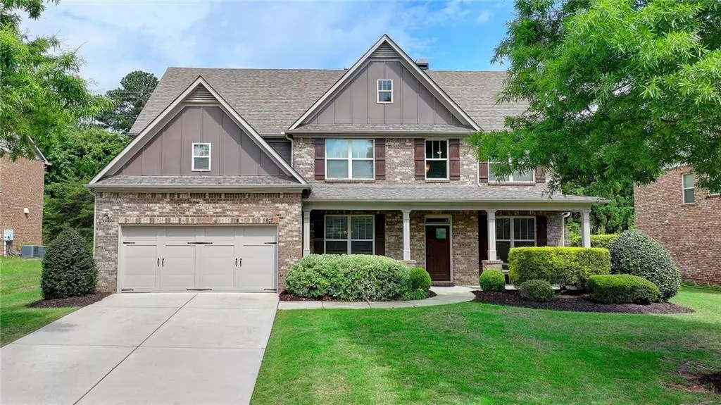1370 Sunnys Halo DR, Suwanee, GA 30024