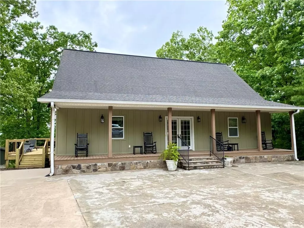 Hiawassee, GA 30546,1803 Chatuge Hills RD
