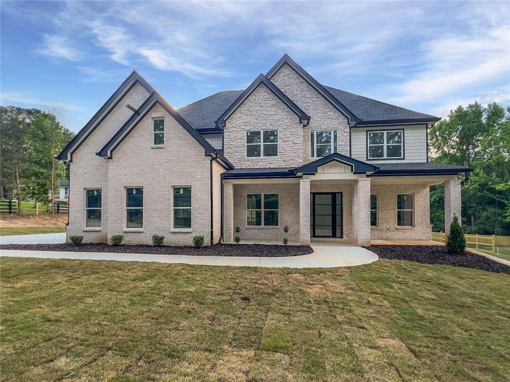 1465 Leach DR, Lawrenceville, GA 30045