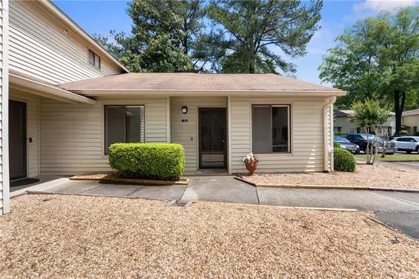 Lawrenceville, GA 30044,1104 Country CT