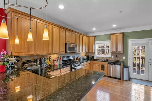 Marietta, GA 30062,506 GLEN IVY #5