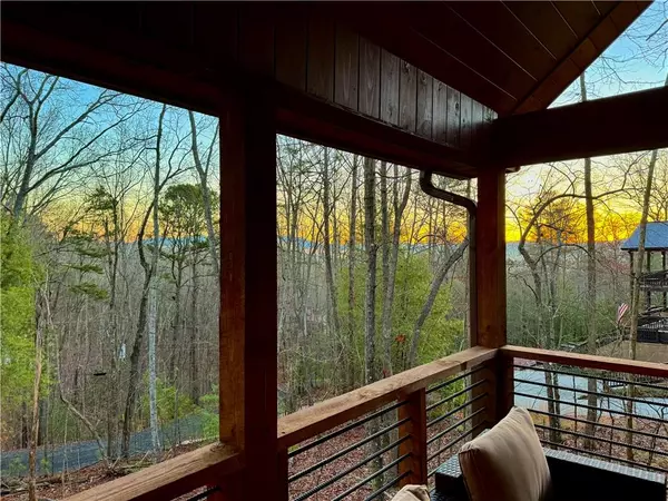 Ellijay, GA 30540,953 Lemmon LN