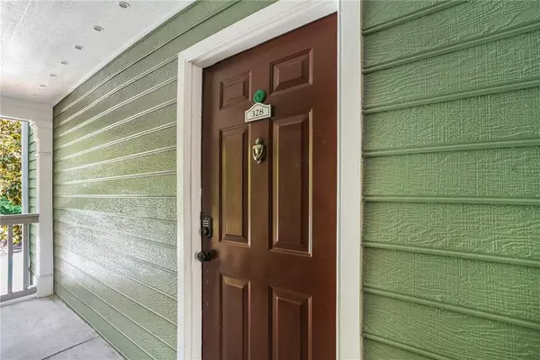 Tucker, GA 30084,328 Bentley PL #328