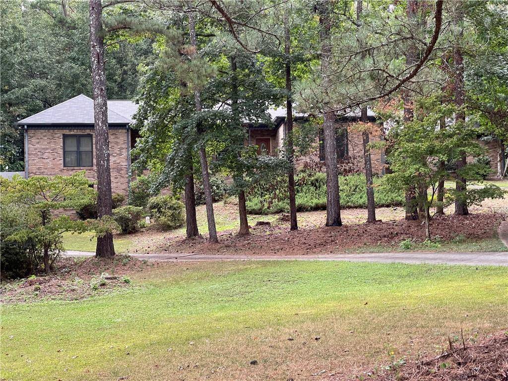 Lawrenceville, GA 30043,1935 Lamp Post LN