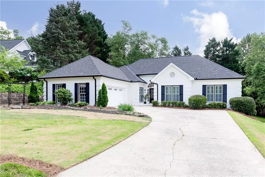 823 Laurel Crest CT SW, Marietta, GA 30064