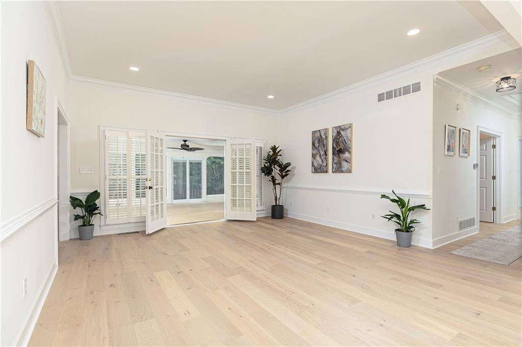 Marietta, GA 30064,823 Laurel Crest CT SW