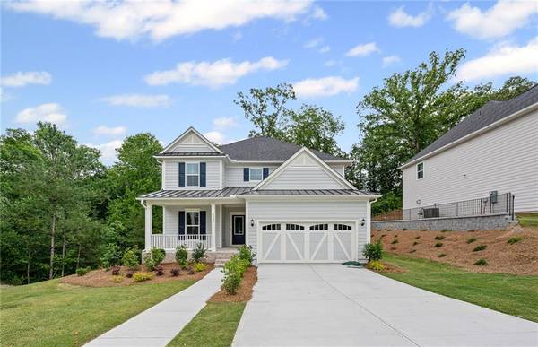 6402 Sycamore DR, Hoschton, GA 30548