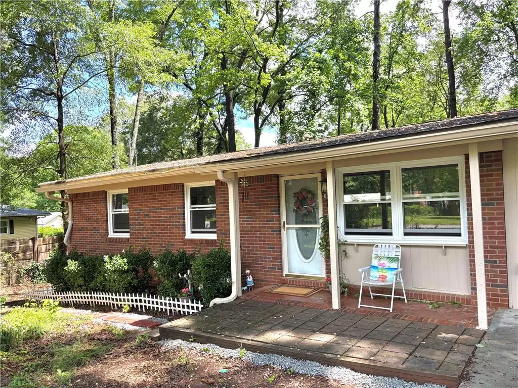 Clarkston, GA 30021,877 Verona DR