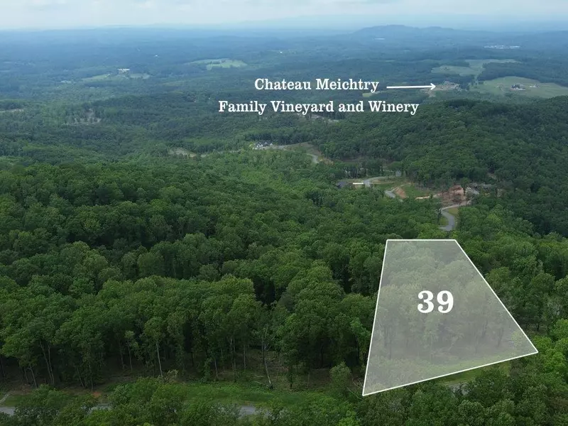 39 High Summit DR, Talking Rock, GA 30175