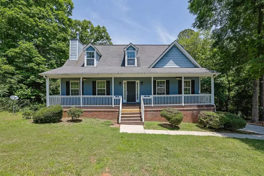 4002 Laurel Bend DR, Snellville, GA 30039