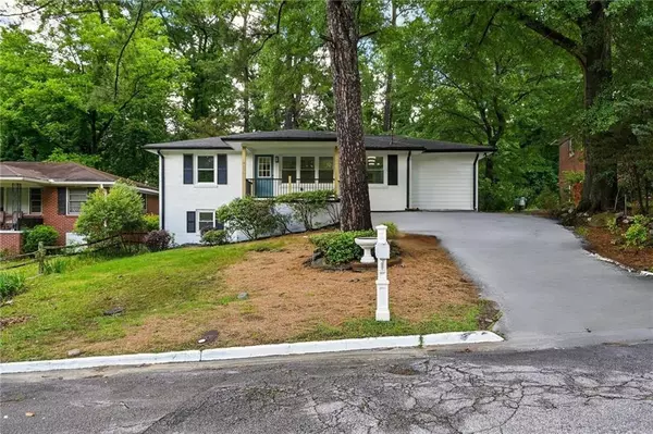 South Fulton, GA 30331,163 Oakcliff CT