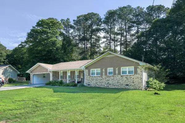 Snellville, GA 30078,2628 Hickory TRL