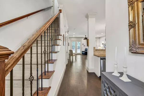 Athens, GA 30606,126 Briarcliff RD #5