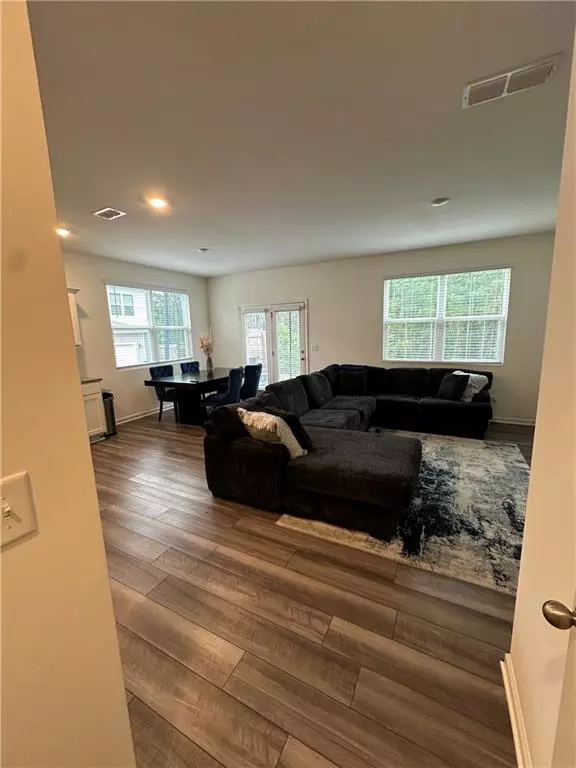 Fulton, GA 30331,3558 Eagle court