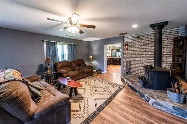 Temple, GA 30179,689 Hardin RD