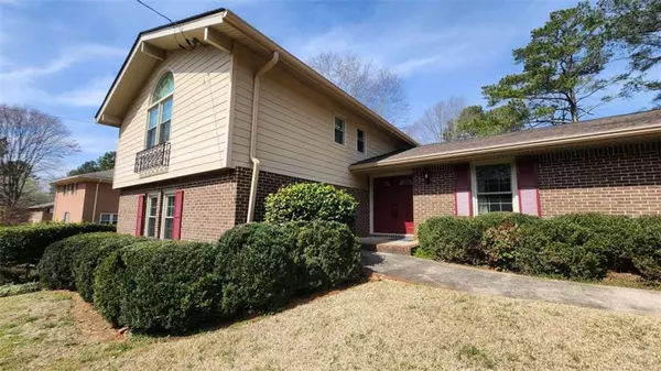 Atlanta, GA 30340,2886 Thornbriar RD