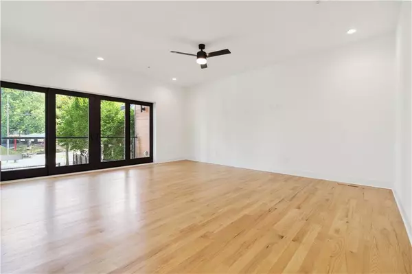 Atlanta, GA 30312,367 Parkway DR NE #9