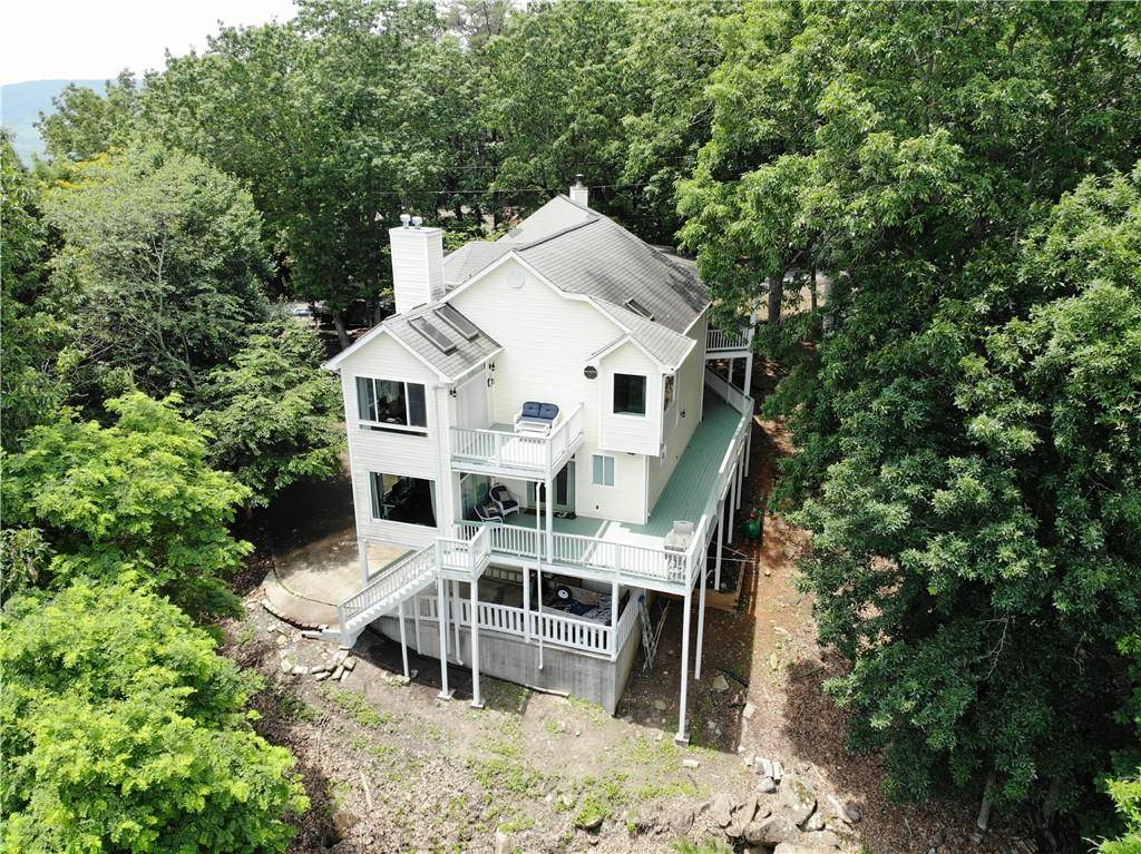 Waleska, GA 30183,169 Ponderosa LN