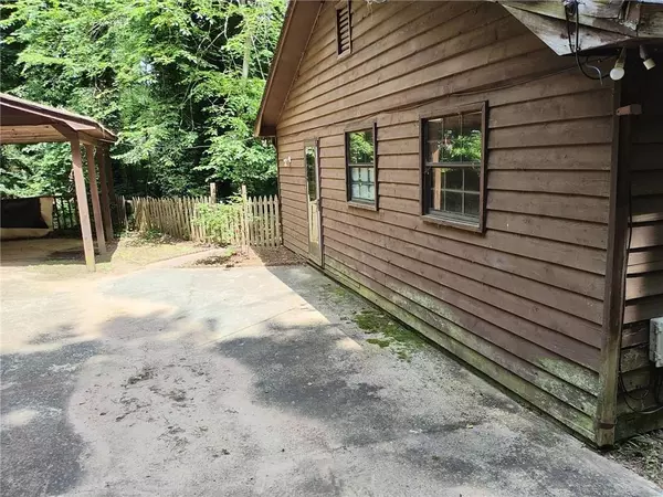 Stockbridge, GA 30281,418 Honey Suckle LN