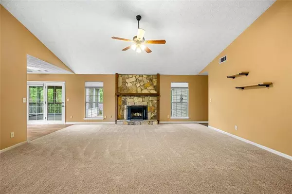 Douglasville, GA 30135,5535 Dorsett Shoals RD