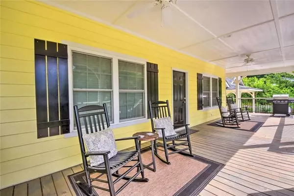 Dahlonega, GA 30533,255 S Grove ST