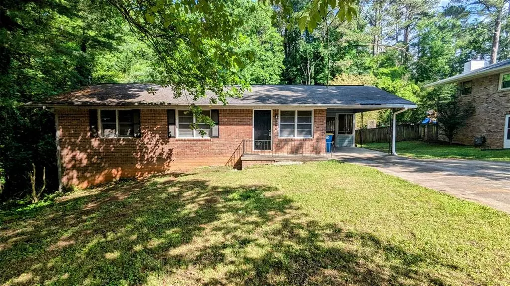 2569 Dobbs DR NW, Kennesaw, GA 30152