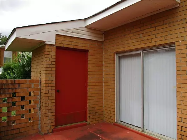 Warner Robins, GA 31093,102 Westcliff CTR #D