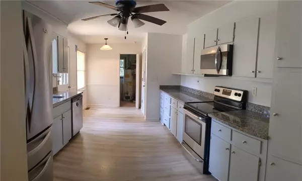 Dallas, GA 30157,61 Maxie LN