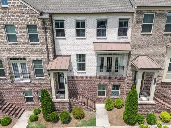 416 Montclair CT, Woodstock, GA 30188