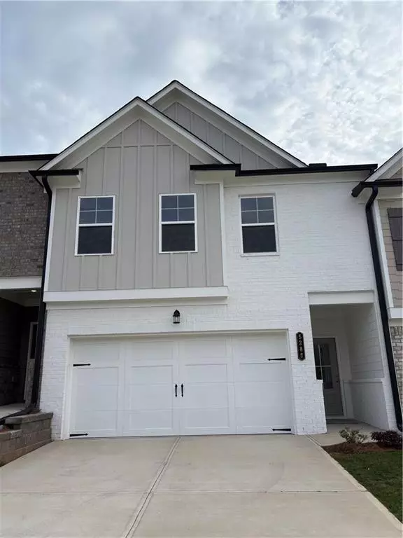 5286 Fox Den RD, Oakwood, GA 30566