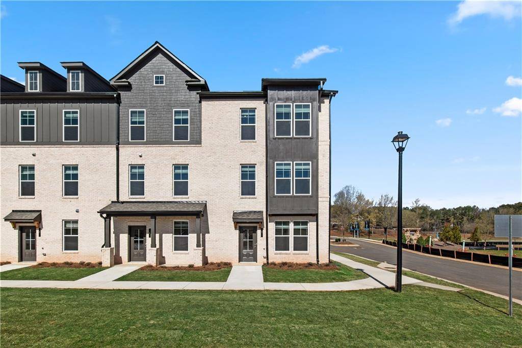 Newnan, GA 30265,202 Daybreak LN
