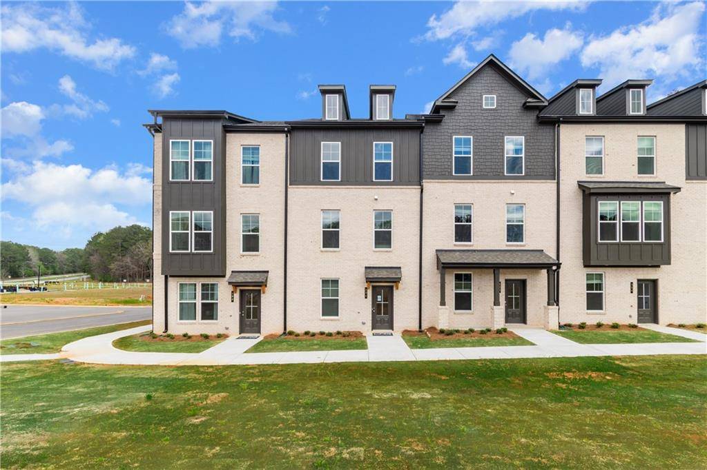 1903 Daybreak LN, Newnan, GA 30265