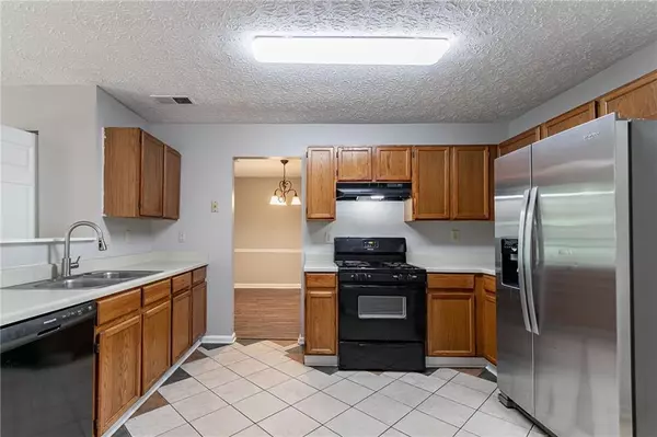 Ellenwood, GA 30294,3470 River Mill LN