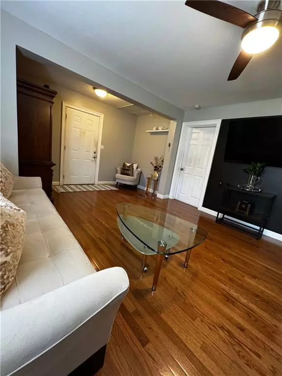 Buford, GA 30518,380 South ST