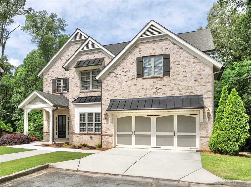 1300 Winfair LN NE, Brookhaven, GA 30329