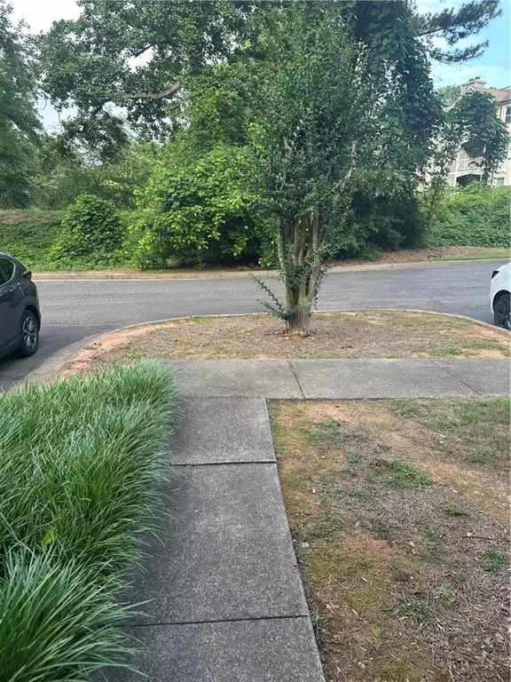 Alpharetta, GA 30004,136 Sterling CT