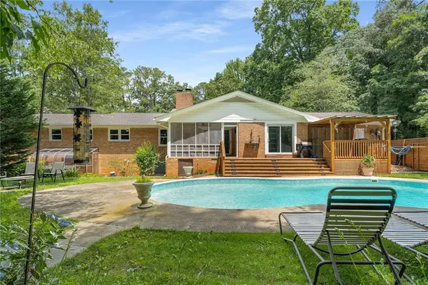 Tucker, GA 30087,5401 Rosser RD