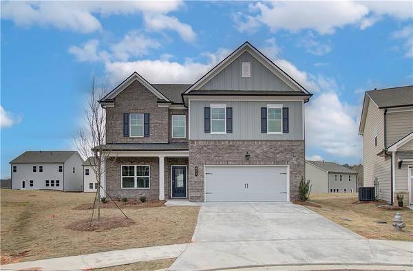 408 Westmarch CIR, Loganville, GA 30052